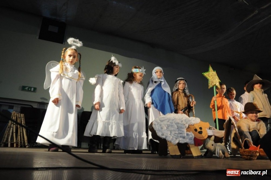 Zdjęcie w galerii na portalu naszraciborz.pl: Świąteczny nastrój w Pietrowicach Wielkich wiadomości z regionu