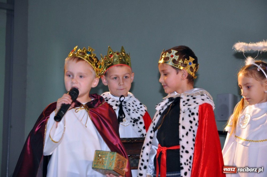 Zdjęcie w galerii na portalu naszraciborz.pl: Świąteczny nastrój w Pietrowicach Wielkich wiadomości z regionu