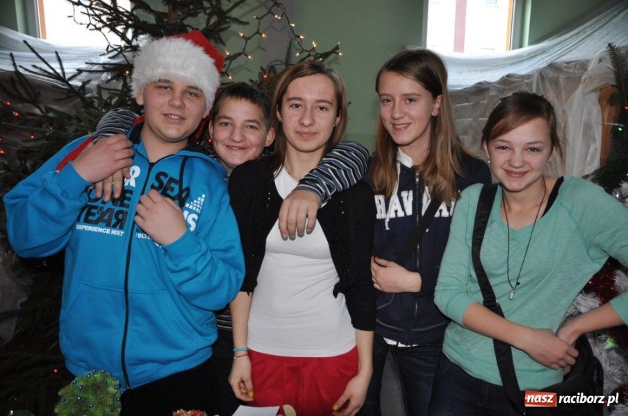 Zdjęcie w galerii na portalu naszraciborz.pl: Świąteczny nastrój w Pietrowicach Wielkich wiadomości z regionu