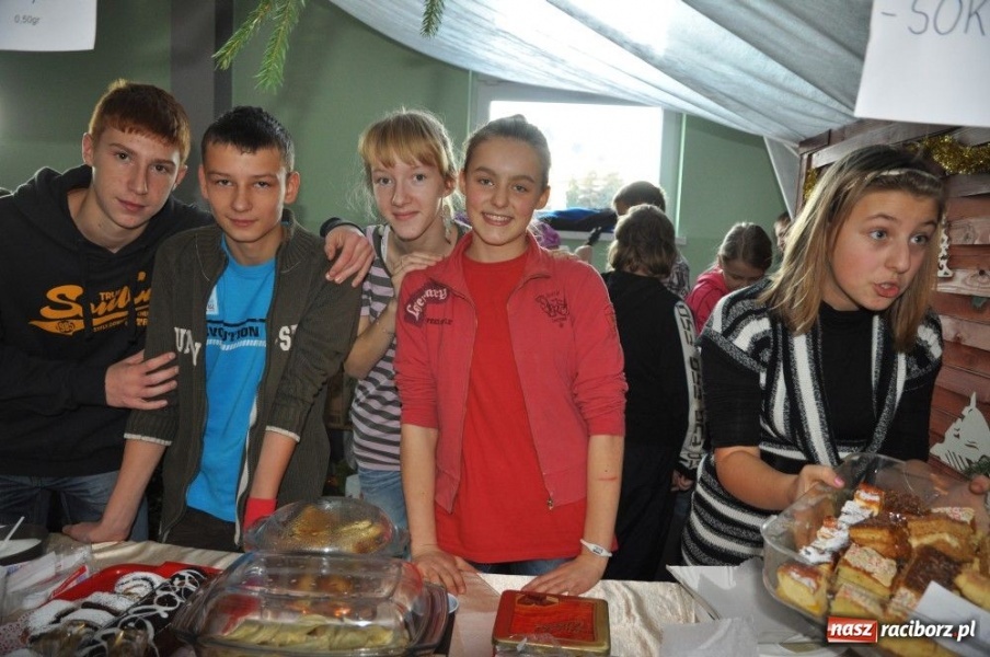 Zdjęcie w galerii na portalu naszraciborz.pl: Świąteczny nastrój w Pietrowicach Wielkich wiadomości z regionu