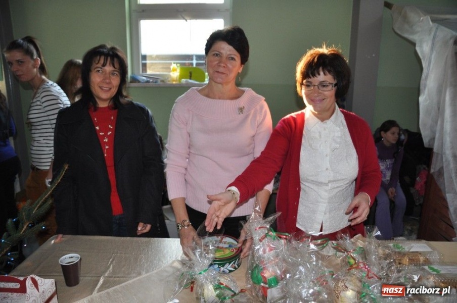 Zdjęcie w galerii na portalu naszraciborz.pl: Świąteczny nastrój w Pietrowicach Wielkich wiadomości z regionu