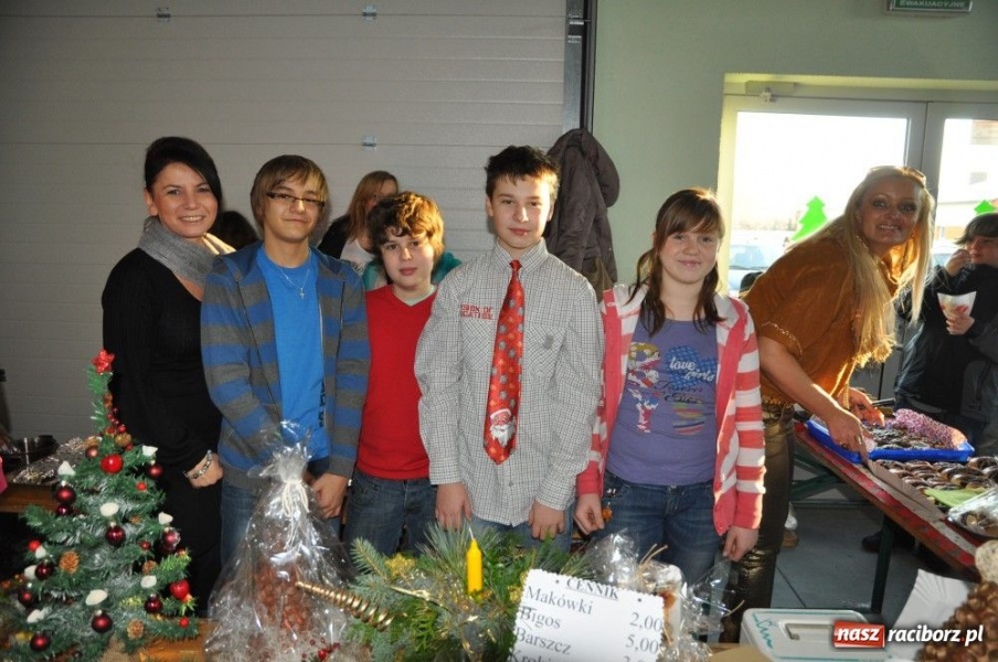 Zdjęcie w galerii na portalu naszraciborz.pl: Świąteczny nastrój w Pietrowicach Wielkich wiadomości z regionu