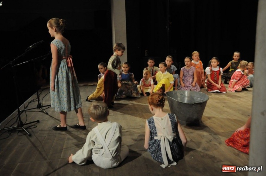 Zdjęcie w galerii na portalu naszraciborz.pl: Huczne 15. urodziny Łężczoka wiadomości z regionu