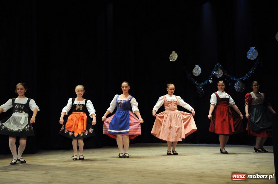 Zdjęcie w galerii na portalu naszraciborz.pl: Huczne 15. urodziny Łężczoka wiadomości z regionu