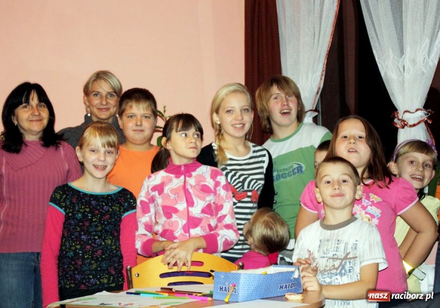 Zdjęcie w galerii na portalu naszraciborz.pl: Artystycznie w wandalizm wiadomości z regionu