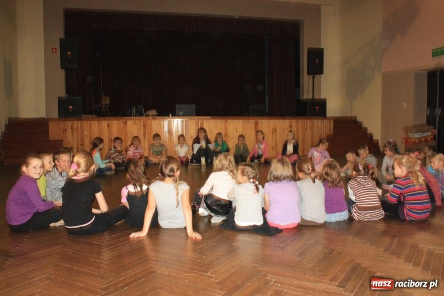 Zdjęcie w galerii na portalu naszraciborz.pl: Artystycznie w wandalizm wiadomości z regionu