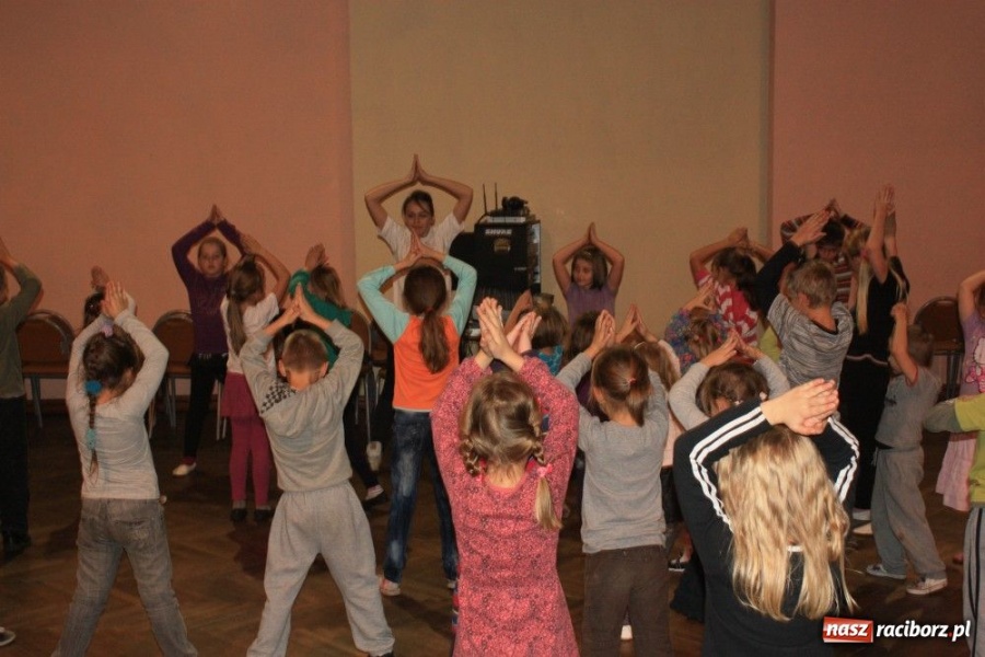 Zdjęcie w galerii na portalu naszraciborz.pl: Artystycznie w wandalizm wiadomości z regionu