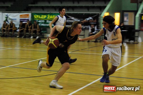 Zdjęcie w galerii na portalu naszraciborz.pl: Brooklyn kandydatem do play-off wiadomości z regionu