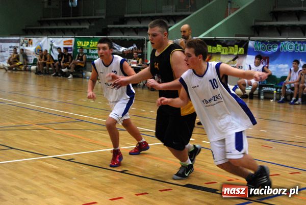 Zdjęcie w galerii na portalu naszraciborz.pl: Brooklyn kandydatem do play-off wiadomości z regionu