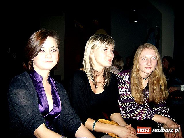 Zdjęcie w galerii na portalu naszraciborz.pl: Vinyl Pub i salsa wiadomości z regionu