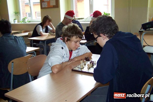 Zdjęcie w galerii na portalu naszraciborz.pl: Mikołaj w G5 wiadomości z regionu