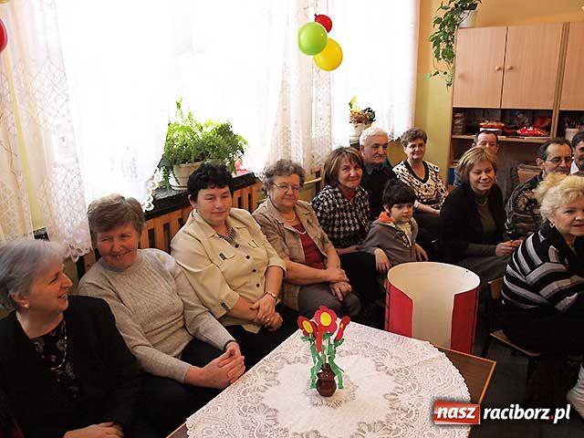 Zdjęcie w galerii na portalu naszraciborz.pl: Spóźniony Dzień Babci i Dziadka wiadomości z regionu