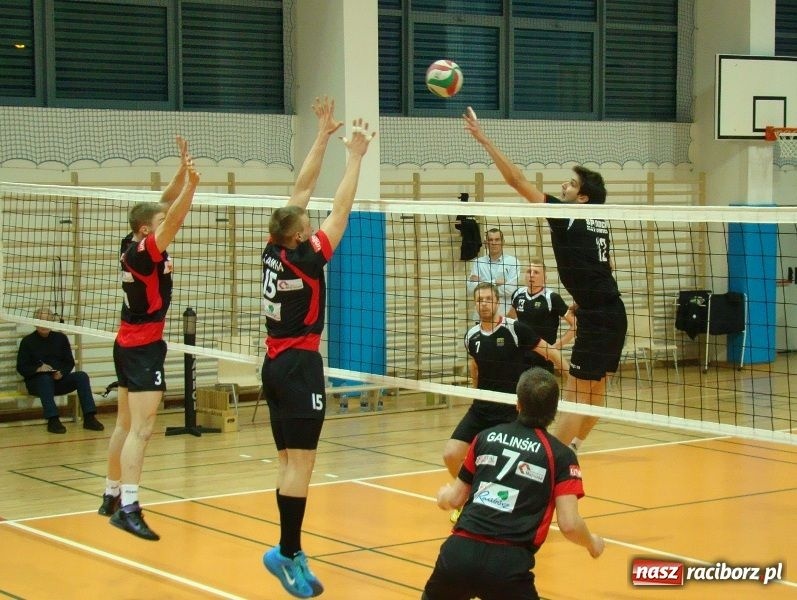 Zdjęcie w galerii na portalu naszraciborz.pl: Spodek pokonany w trzech setach wiadomości z regionu