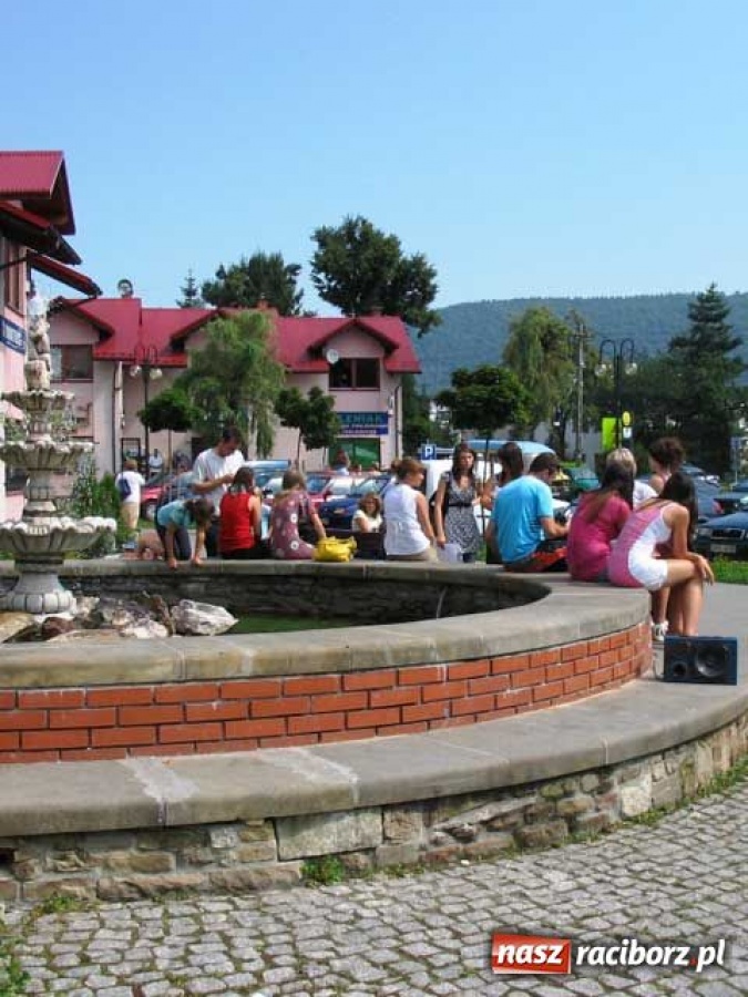 Zdjęcie w galerii na portalu naszraciborz.pl: Spisek’s – ujęcie drugie wiadomości z regionu