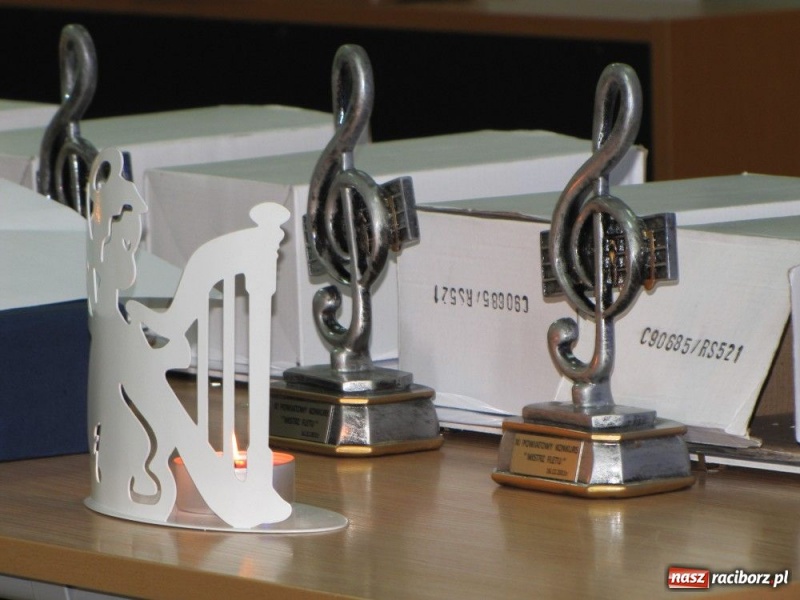 Zdjęcie w galerii na portalu naszraciborz.pl: Grand Prix Mistrza Fletu dla G 2 wiadomości z regionu