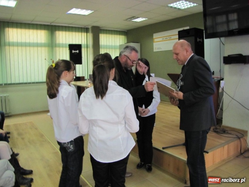 Zdjęcie w galerii na portalu naszraciborz.pl: Grand Prix Mistrza Fletu dla G 2 wiadomości z regionu