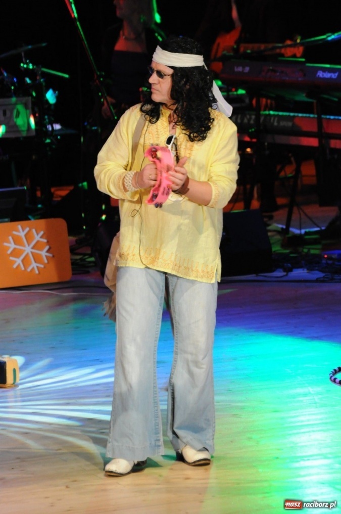 Zdjęcie w galerii na portalu naszraciborz.pl: Gwiazdka Serc 2011, czyli za mundurem... wiadomości z regionu