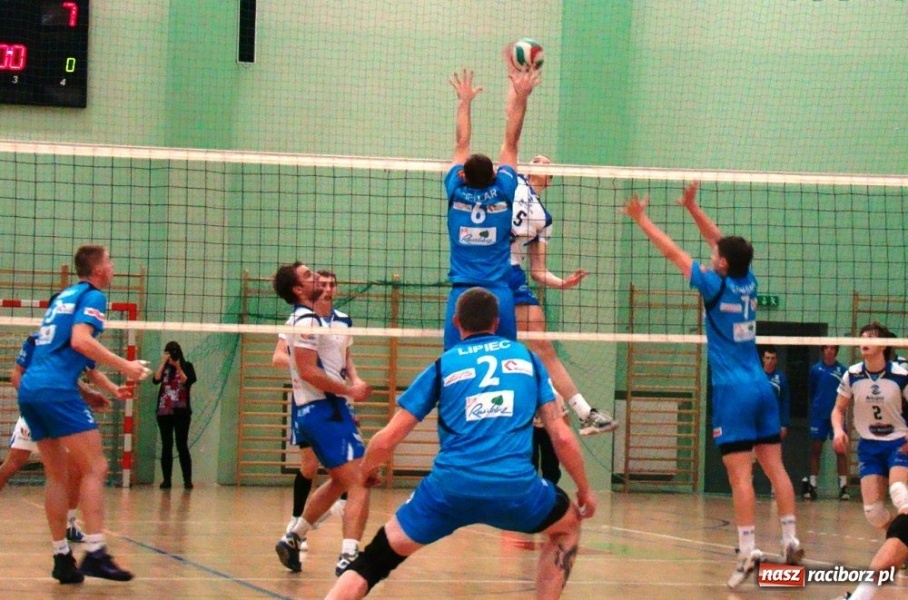 Zdjęcie w galerii na portalu naszraciborz.pl: AZS Rafako: wypadek przy pracy? wiadomości z regionu