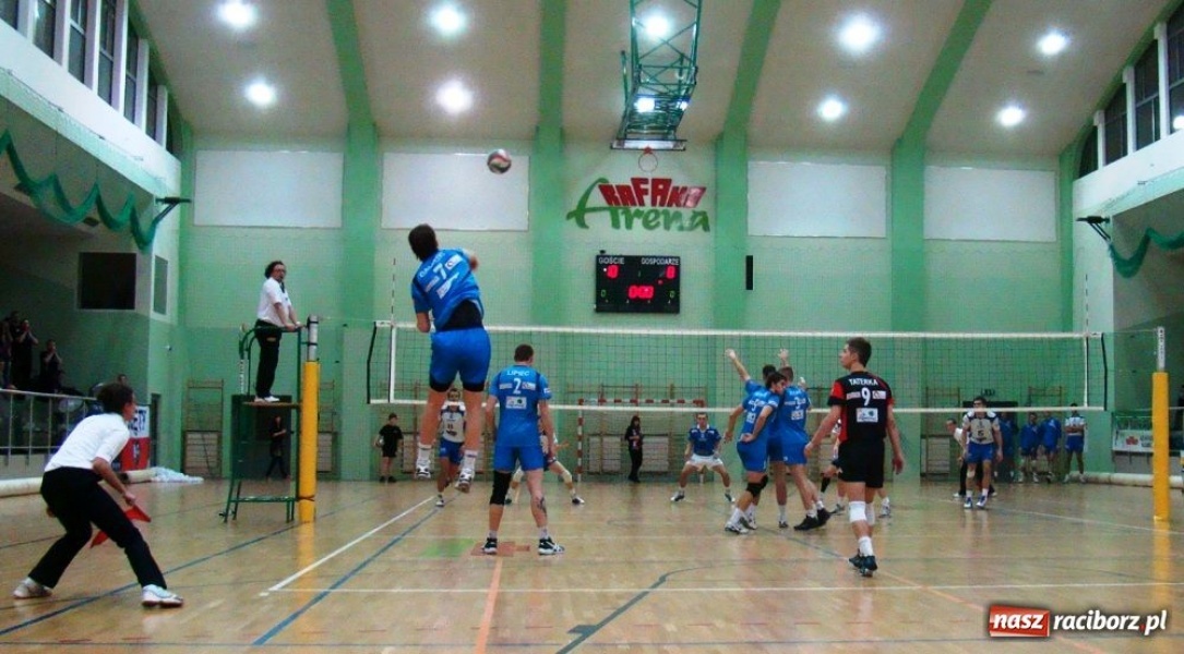 Zdjęcie w galerii na portalu naszraciborz.pl: AZS Rafako: wypadek przy pracy? wiadomości z regionu