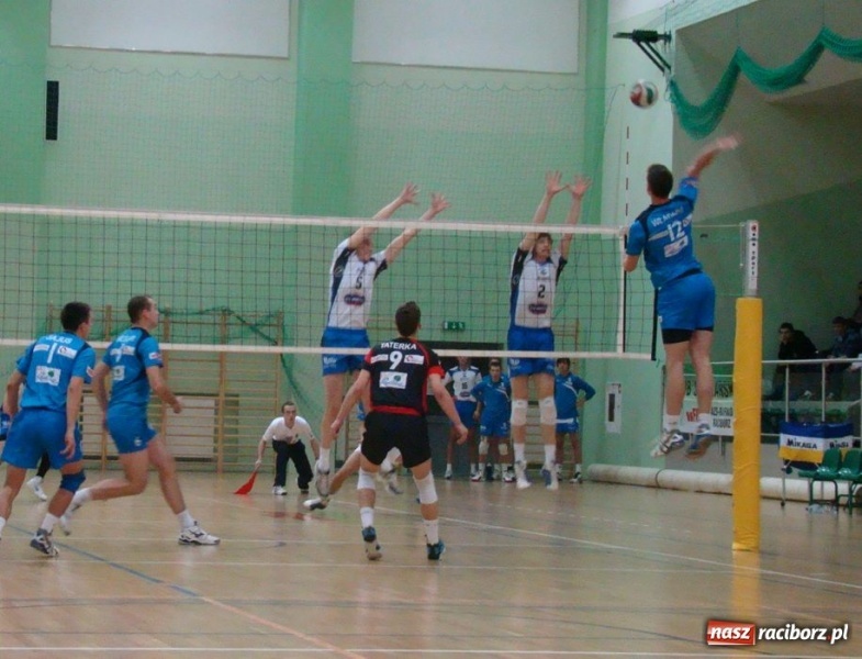 Zdjęcie w galerii na portalu naszraciborz.pl: AZS Rafako: wypadek przy pracy? wiadomości z regionu