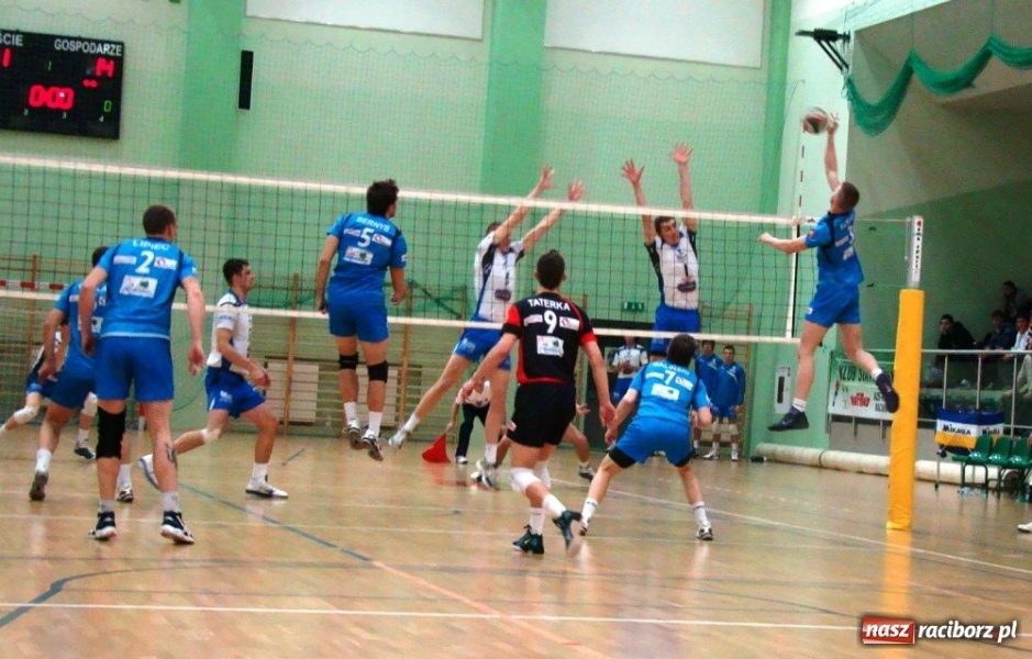 Zdjęcie w galerii na portalu naszraciborz.pl: AZS Rafako: wypadek przy pracy? wiadomości z regionu