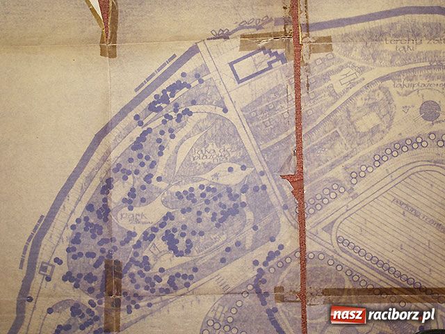 Zdjęcie w galerii na portalu naszraciborz.pl: Ze starej fotografii. Ten obszar Raciborza miał być centrum sportowo-rekreacyjnym wiadomości z regionu