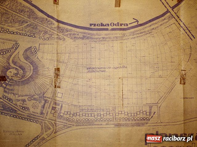 Zdjęcie w galerii na portalu naszraciborz.pl: Ze starej fotografii. Ten obszar Raciborza miał być centrum sportowo-rekreacyjnym wiadomości z regionu