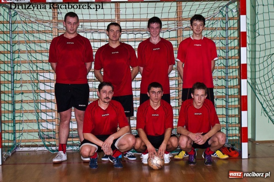 Zdjęcie w galerii na portalu naszraciborz.pl: Wyniki Halowej Ligi Piłki Nożnej wiadomości z regionu