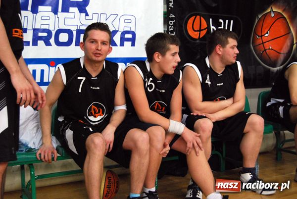 Zdjęcie w galerii na portalu naszraciborz.pl: Drużyny ALK-BBL na półmetku rozgrywek wiadomości z regionu