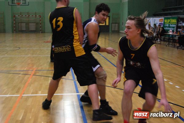 Zdjęcie w galerii na portalu naszraciborz.pl: Drużyny ALK-BBL na półmetku rozgrywek wiadomości z regionu