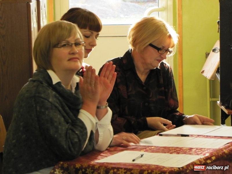 Zdjęcie w galerii na portalu naszraciborz.pl: Wojnowice rozbrzmiewają kolędami... wiadomości z regionu