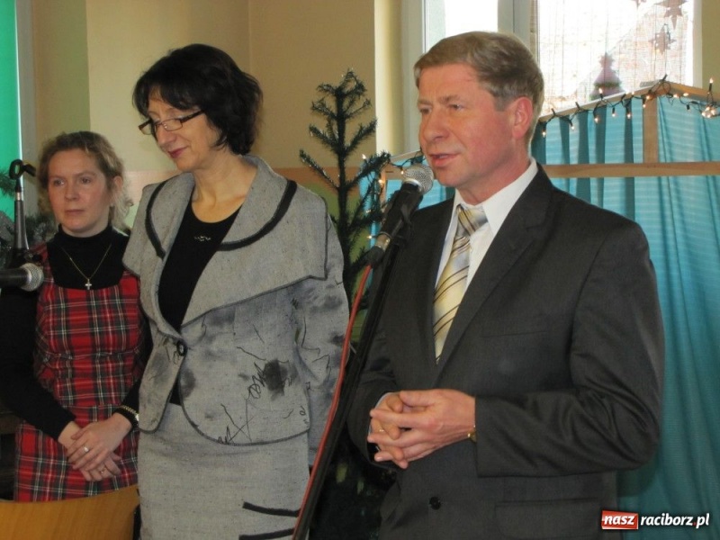 Zdjęcie w galerii na portalu naszraciborz.pl: Wojnowice rozbrzmiewają kolędami... wiadomości z regionu