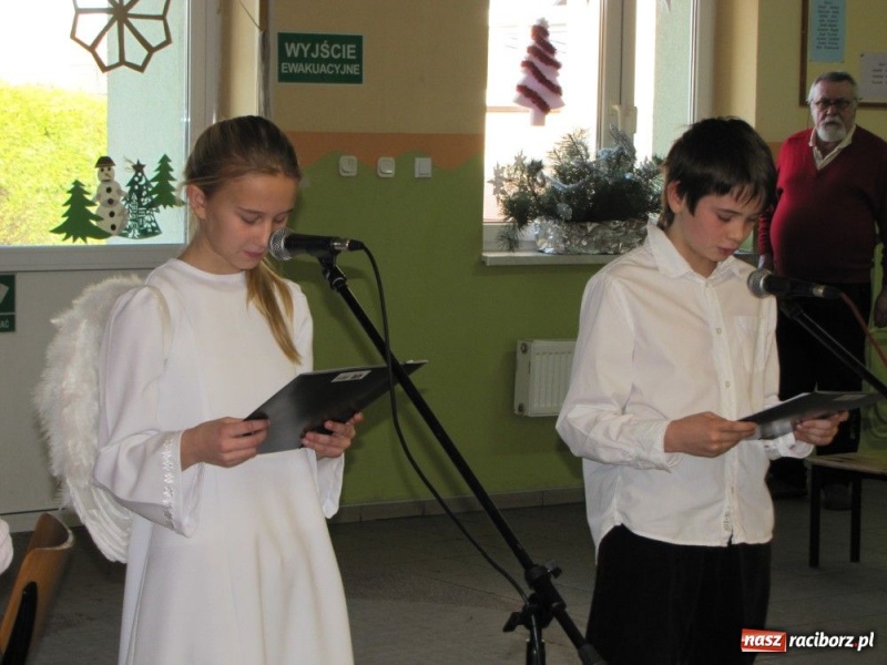 Zdjęcie w galerii na portalu naszraciborz.pl: Wojnowice rozbrzmiewają kolędami... wiadomości z regionu