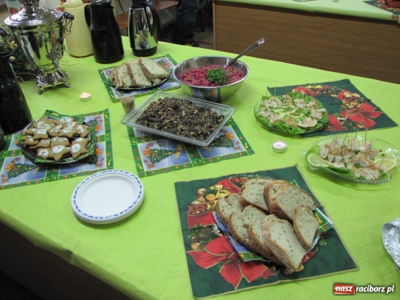 Zdjęcie w galerii na portalu naszraciborz.pl: Z czeskimi kolędami i rosyjskimi daniami wiadomości z regionu