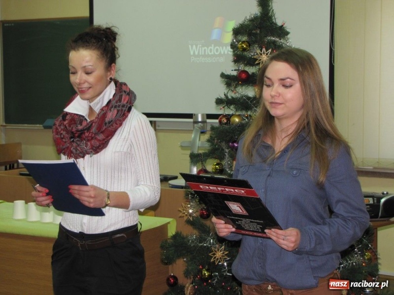 Zdjęcie w galerii na portalu naszraciborz.pl: Z czeskimi kolędami i rosyjskimi daniami wiadomości z regionu