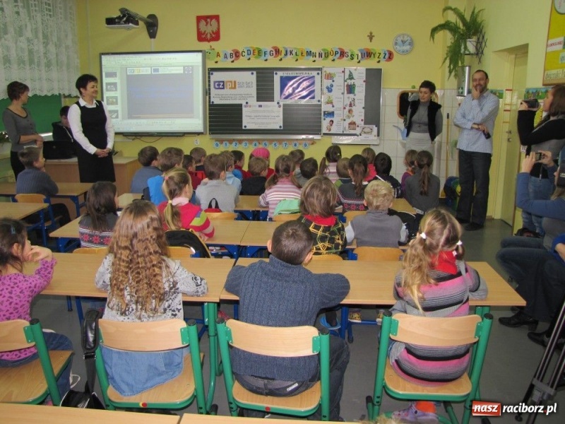 Zdjęcie w galerii na portalu naszraciborz.pl: Przed nimi karnawał i palenie czarownic wiadomości z regionu