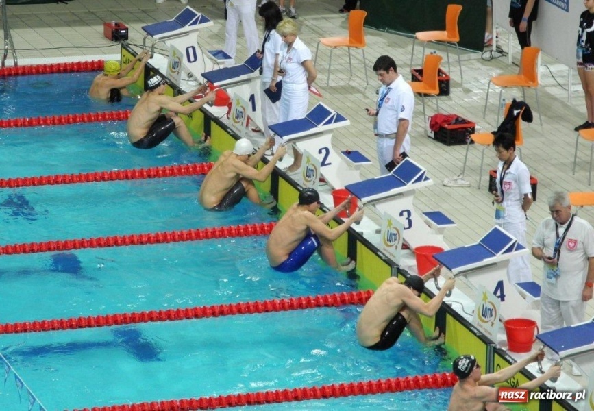 Zdjęcie w galerii na portalu naszraciborz.pl: Pływanie: Mistrzowskie ostatki wiadomości z regionu