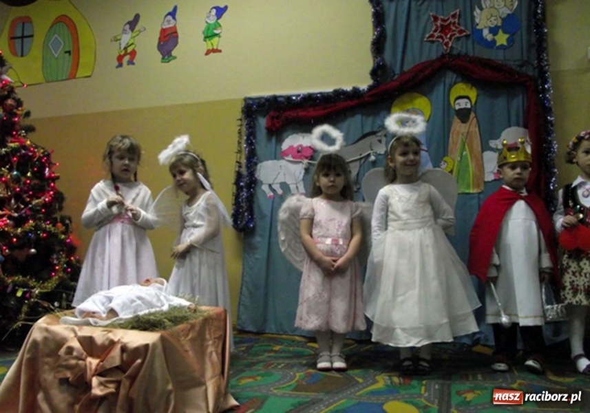 Zdjęcie w galerii na portalu naszraciborz.pl: Brzeskie jasełka w przedszkolu wiadomości z regionu