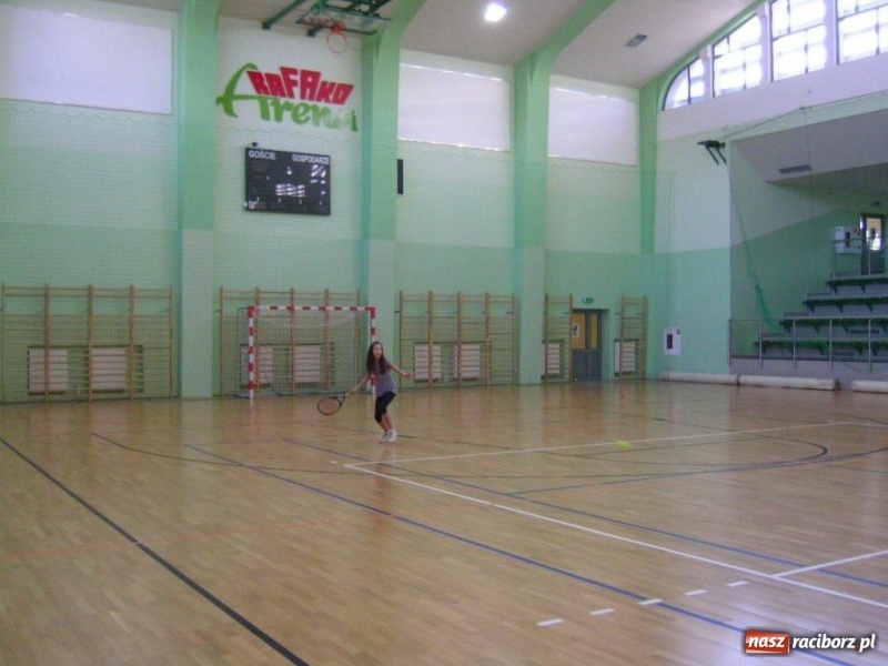 Zdjęcie w galerii na portalu naszraciborz.pl: Świąteczny turniej w tenisie wiadomości z regionu