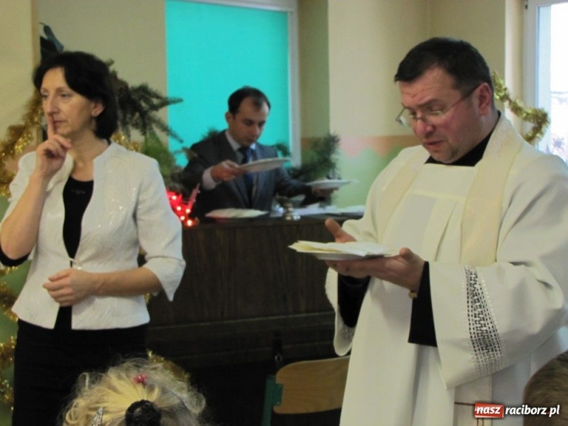 Zdjęcie w galerii na portalu naszraciborz.pl: Kolędnicy dotarli już do Wojnowic wiadomości z regionu