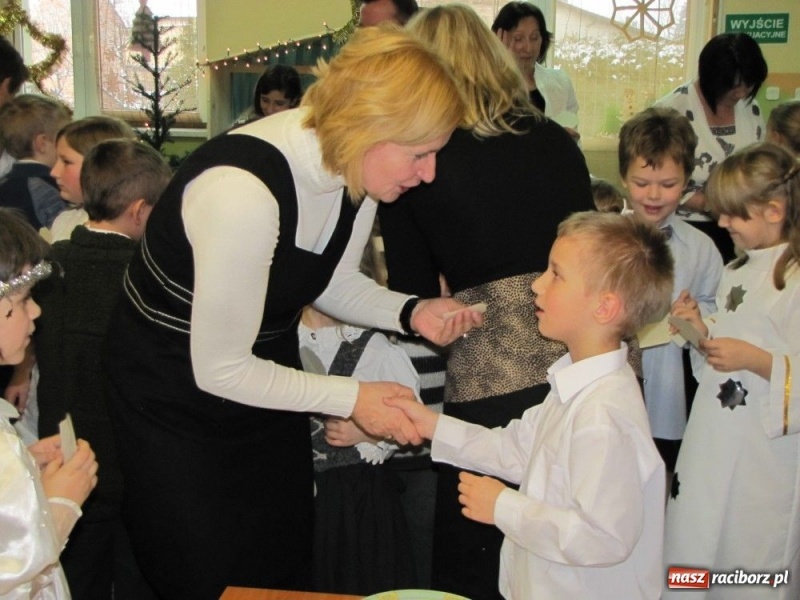 Zdjęcie w galerii na portalu naszraciborz.pl: Kolędnicy dotarli już do Wojnowic wiadomości z regionu