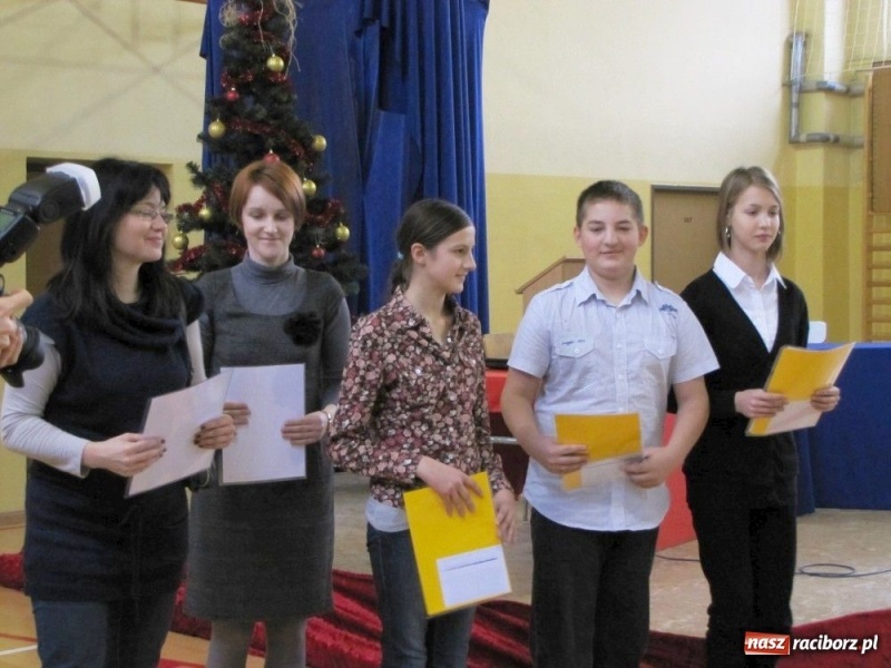 Zdjęcie w galerii na portalu naszraciborz.pl: Świętowali urodziny Adama M. wiadomości z regionu