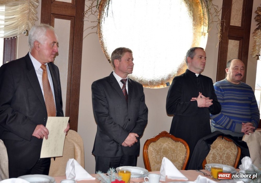 Zdjęcie w galerii na portalu naszraciborz.pl: Perła zaprosiła na opłatek osoby samotne wiadomości z regionu