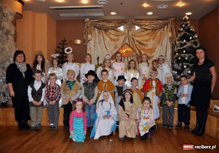 Zdjęcie w galerii na portalu naszraciborz.pl: Perła zaprosiła na opłatek osoby samotne wiadomości z regionu