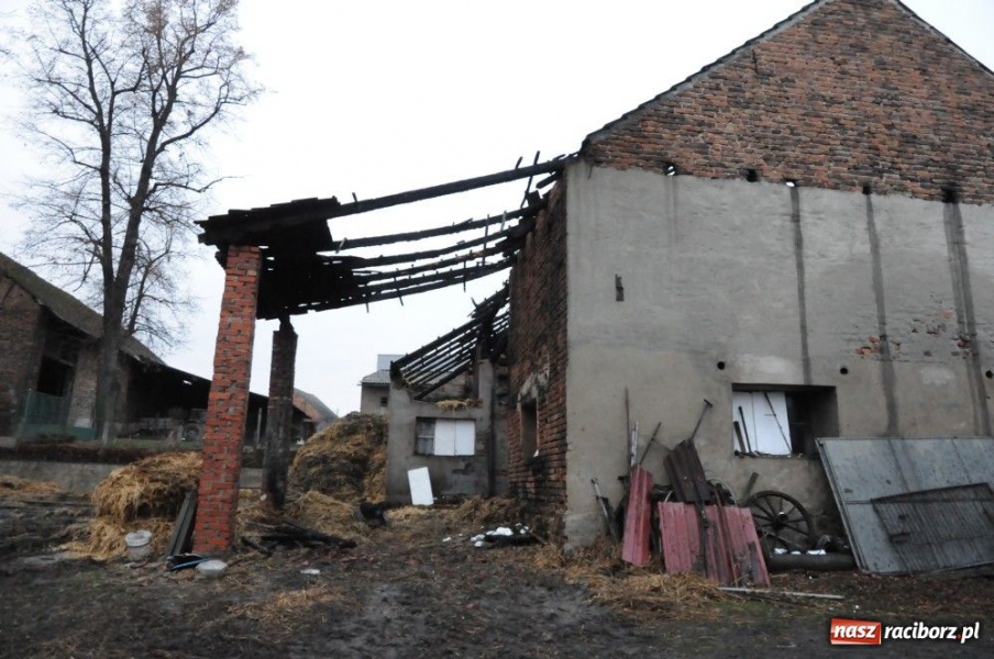 Zdjęcie w galerii na portalu naszraciborz.pl: Najpierw był huk, a potem pożar wiadomości z regionu