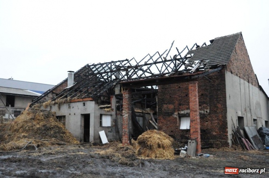 Zdjęcie w galerii na portalu naszraciborz.pl: Najpierw był huk, a potem pożar wiadomości z regionu
