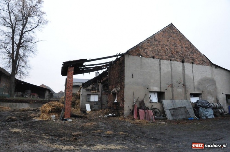 Zdjęcie w galerii na portalu naszraciborz.pl: Najpierw był huk, a potem pożar wiadomości z regionu