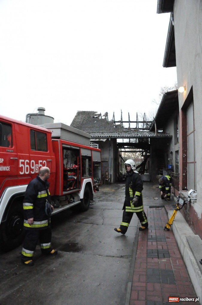 Zdjęcie w galerii na portalu naszraciborz.pl: Najpierw był huk, a potem pożar wiadomości z regionu