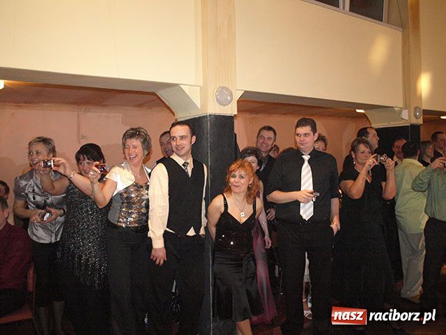 Zdjęcie w galerii na portalu naszraciborz.pl: Bas pogrzebany, ale zmartwychwstanie wiadomości z regionu