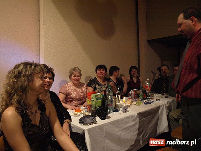 Zdjęcie w galerii na portalu naszraciborz.pl: Bas pogrzebany, ale zmartwychwstanie wiadomości z regionu